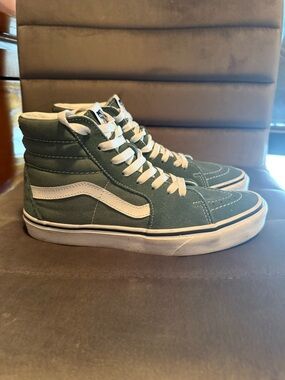 Women’s Green High Top Vans Size 8